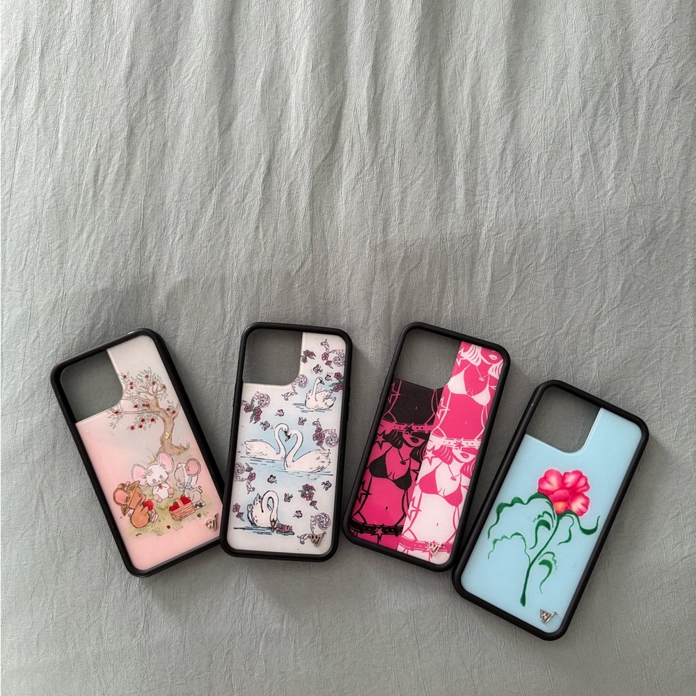 WILDFLOWER cases 13 Pro Max